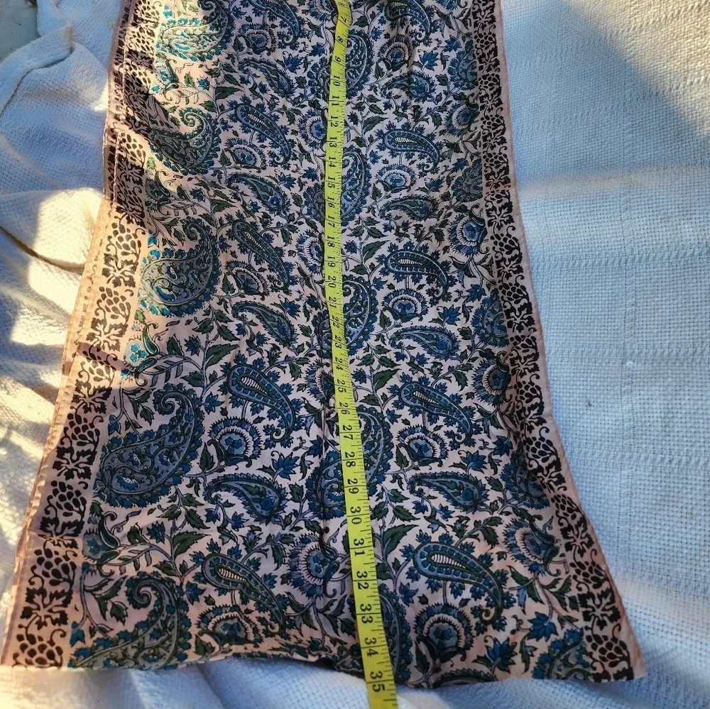Vintage Majelli Silk Paisley‎ Scarf